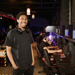 E-Sports and Mental Health: How Gaming Can Promote Wellness and Social Connection